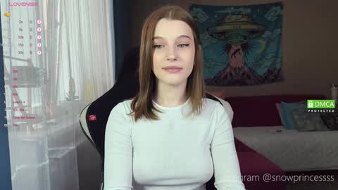 Snapshot of tsukuemi_no_mikoto chatting on 10/17/25, 02:37 Sonya on vacation until online show from 10/17/25, 02:37