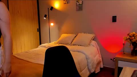 Snapshot of tsukys_spell chatting on 03/09/26, 11:42 Tsuky online show from 03/09/26, 11:42