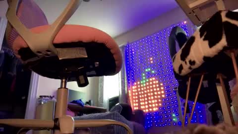 Snapshot of tsunderenextdoor chatting on 09/08/25, 05:45 MOCHI NEXT DOOR online show from 09/08/25, 05:45