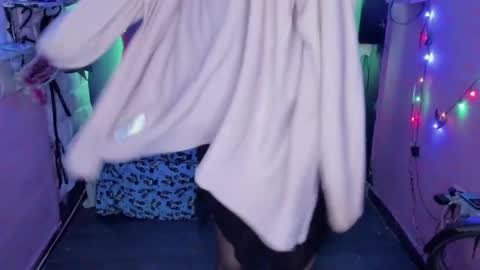 BellaRoxanna online show from 12/09/24, 09:37