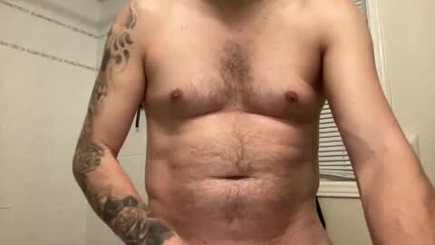 Snapshot of tt_boy2000 chatting on 12/17/24, 02:12 TT Boy2000 online show from 12/17/24, 02:12