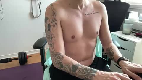 Snapshot of tt_boy2000 chatting on 02/17/26, 05:19 TT Boy2000 online show from 02/17/26, 05:19