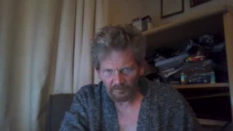 Snapshot of ttb2769 chatting on 11/14/25, 05:39 ttb2769 online show from 11/14/25, 05:39