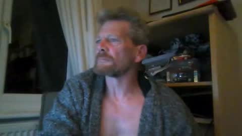 Snapshot of ttb2769 chatting on 12/01/25, 06:29 ttb2769 online show from 12/01/25, 06:29