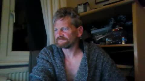 Snapshot of ttb2769 chatting on 12/05/25, 06:55 ttb2769 online show from 12/05/25, 06:55