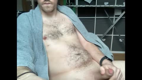 Snapshot of ttutzi390 chatting on 02/11/25, 04:02 ttutzi390 online show from 02/11/25, 04:02