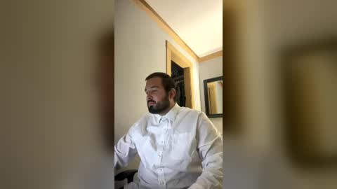 Snapshot of tuamante000 chatting on 08/05/26, 03:48 Stimulation make me Cum in Public or in Pvt online show from 08/05/26, 03:48