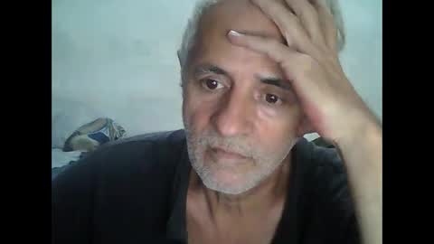 Snapshot of tuamigo8a chatting on 09/21/25, 08:32 Siveomeves online show from 09/21/25, 08:32