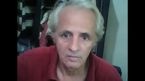 Snapshot of tuamigo8a chatting on 03/23/26, 06:56 Siveomeves online show from 03/23/26, 06:56