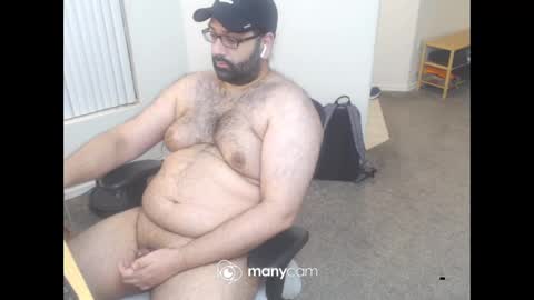 Snapshot of tubbs123 chatting on 02/10/25, 03:13 Tubbs123 online show from 02/10/25, 03:13