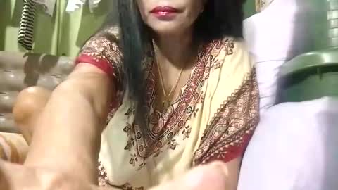 Mae online show from 11/24/25, 09:14