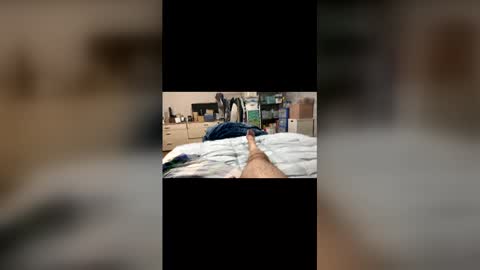 Snapshot of tug65 chatting on 03/04/26, 03:18 tug65 online show from 03/04/26, 03:18