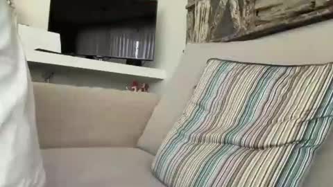 Snapshot of tugaontour chatting on 03/11/26, 03:18 tugaontour online show from 03/11/26, 03:18