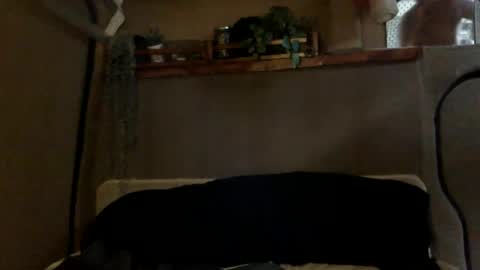 Tuhands online show from 01/09/25, 03:01