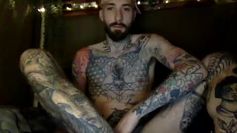 Tuhands online show from 02/23/25, 06:49