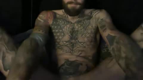 Tuhands online show from 10/29/25, 07:21