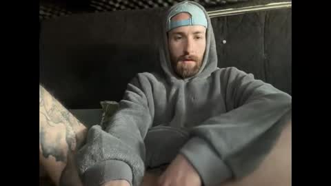 Snapshot of tuhands chatting on 02/14/26, 09:50 Tuhands online show from 02/14/26, 09:50