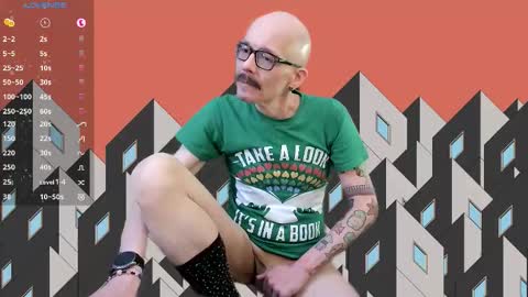 Snapshot of tumbles05 chatting on 01/18/26, 05:33 tumbling through online show from 01/18/26, 05:33