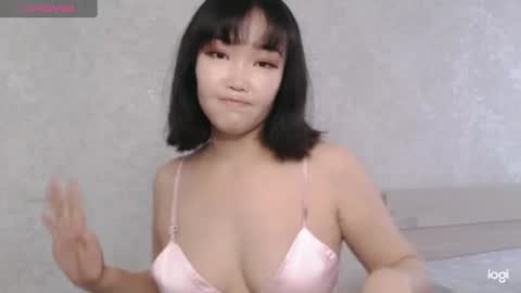 Snapshot of tumilio chatting on 07/08/26, 04:39 TumiLio online show from 07/08/26, 04:39