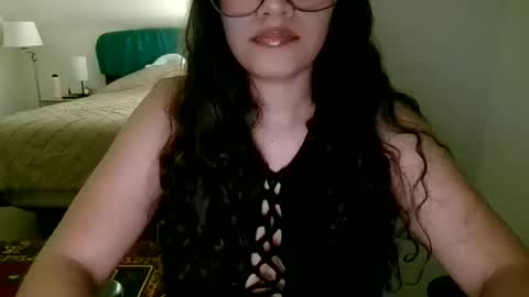 Starfire2007272 online show from 04/04/26, 04:22