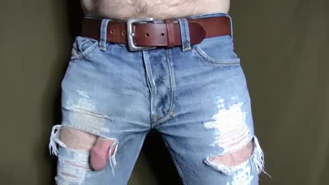 Snapshot of turquoise_metallic chatting on 09/24/25, 12:14 Phil Box online show from 09/24/25, 12:14