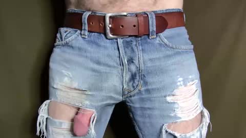 Snapshot of turquoise_metallic chatting on 09/27/25, 02:27 Phil Box online show from 09/27/25, 02:27