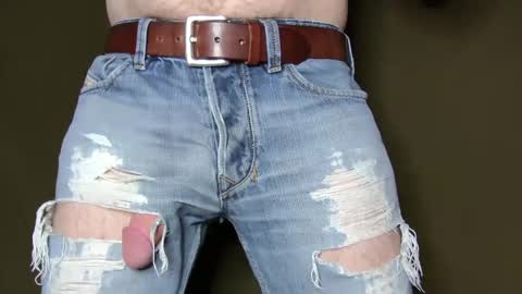 Snapshot of turquoise_metallic chatting on 10/07/25, 02:09 Phil Box online show from 10/07/25, 02:09