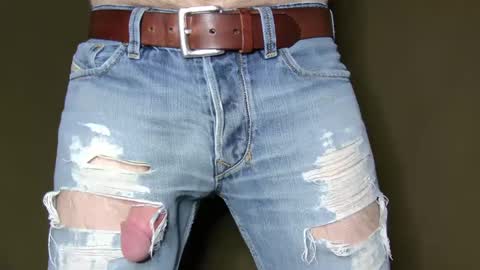 Snapshot of turquoise_metallic chatting on 10/13/25, 03:06 Phil Box online show from 10/13/25, 03:06