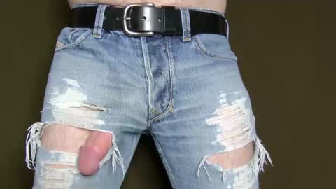 Snapshot of turquoise_metallic chatting on 11/03/25, 02:13 Phil Box online show from 11/03/25, 02:13