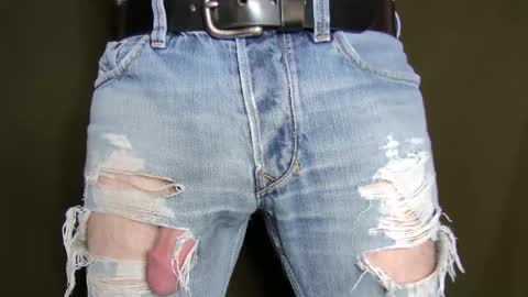 Snapshot of turquoise_metallic chatting on 01/12/26, 02:28 Phil Box online show from 01/12/26, 02:28