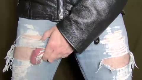 Snapshot of turquoise_metallic chatting on 01/13/26, 02:50 Phil Box online show from 01/13/26, 02:50