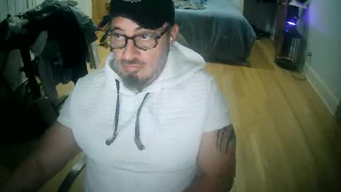 tuscan_taurus online show from 11/03/25, 10:21