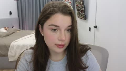 Ariana online show from 12/01/24, 08:42