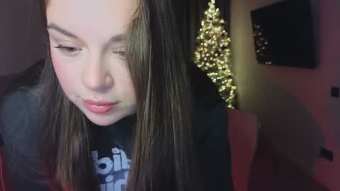 Ariana online show from 12/24/24, 08:49