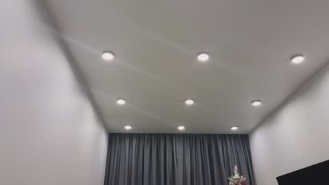 Ariana online show from 12/25/24, 10:16