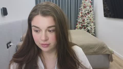 Ariana online show from 12/28/24, 08:36