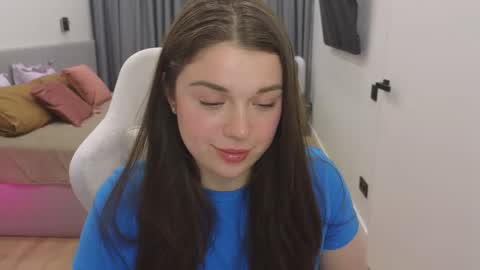 Ariana online show from 02/17/25, 12:21