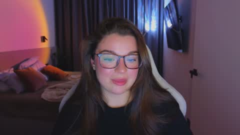 Ariana online show from 10/15/25, 09:04