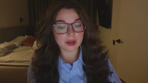 Ariana online show from 11/22/25, 08:52