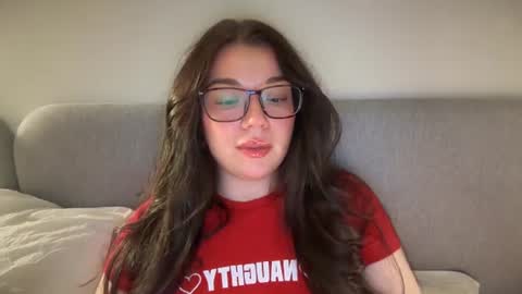 Snapshot of tutti_frutti_ chatting on 07/16/26, 08:26 Ariana online show from 07/16/26, 08:26