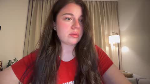 Snapshot of tutti_frutti_ chatting on 08/07/26, 06:32 Ariana online show from 08/07/26, 06:32