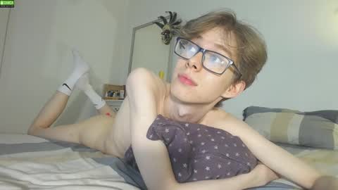 Snapshot of tuz94 chatting on 12/05/24, 01:14 Dan online show from 12/05/24, 01:14