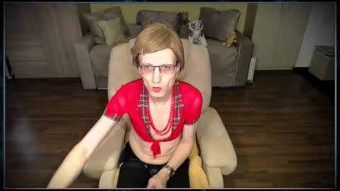 Snapshot of tvclementine chatting on 01/10/26, 08:05 Clementine online show from 01/10/26, 08:05