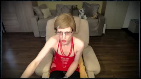 Snapshot of tvclementine chatting on 01/12/26, 08:08 Clementine online show from 01/12/26, 08:08