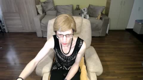 Snapshot of tvclementine chatting on 03/15/26, 08:09 Clementine online show from 03/15/26, 08:09