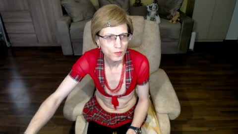 Snapshot of tvclementine chatting on 03/25/26, 07:47 Clementine online show from 03/25/26, 07:47