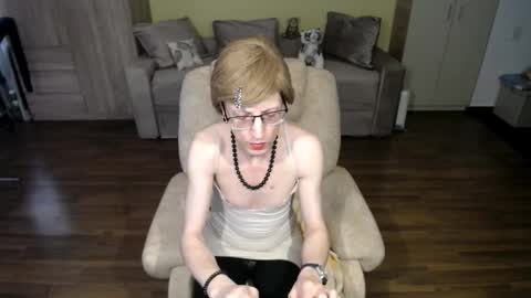 Snapshot of tvclementine chatting on 03/31/26, 08:37 Clementine online show from 03/31/26, 08:37