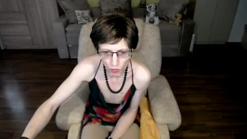 Snapshot of tvclementine chatting on 04/14/26, 07:36 Clementine online show from 04/14/26, 07:36