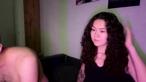 Twin Flame online show from 11/02/25, 04:53