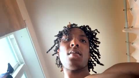 Snapshot of twan810 chatting on 04/22/26, 01:56 twan810 online show from 04/22/26, 01:56